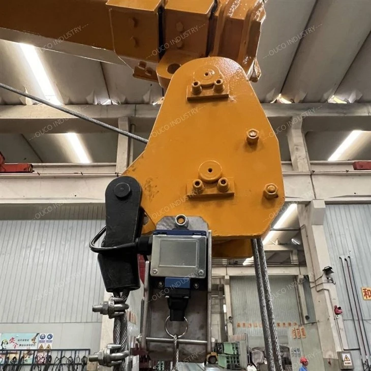 0.8T7M Knuckle & Telescopic Boom Compact Crane
